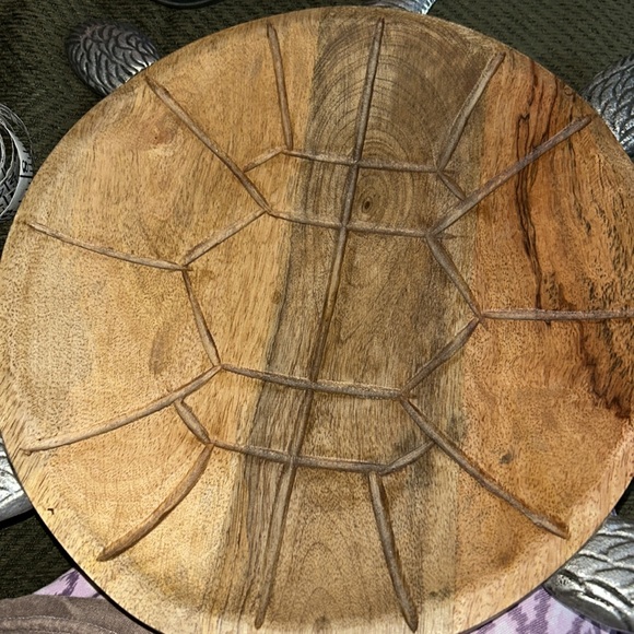 Tommy Bahama Wooden and cast metal Sea Turtle Serving Platter - Picture 2 of 7